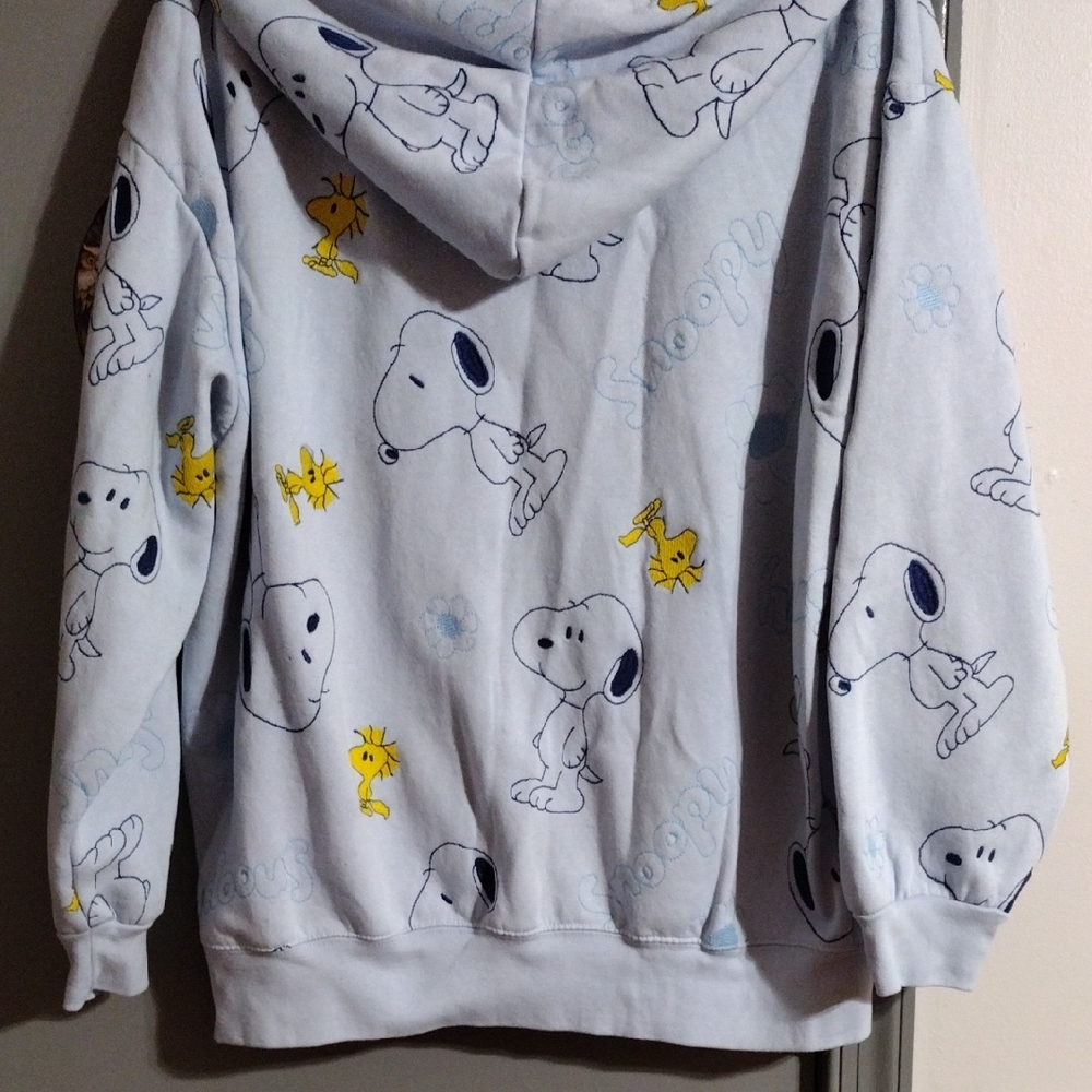 Chic Adorable Stylish Peanuts Snoopy and Woodstock Kids Hoodie - Light Blue - Picture 4 of 4